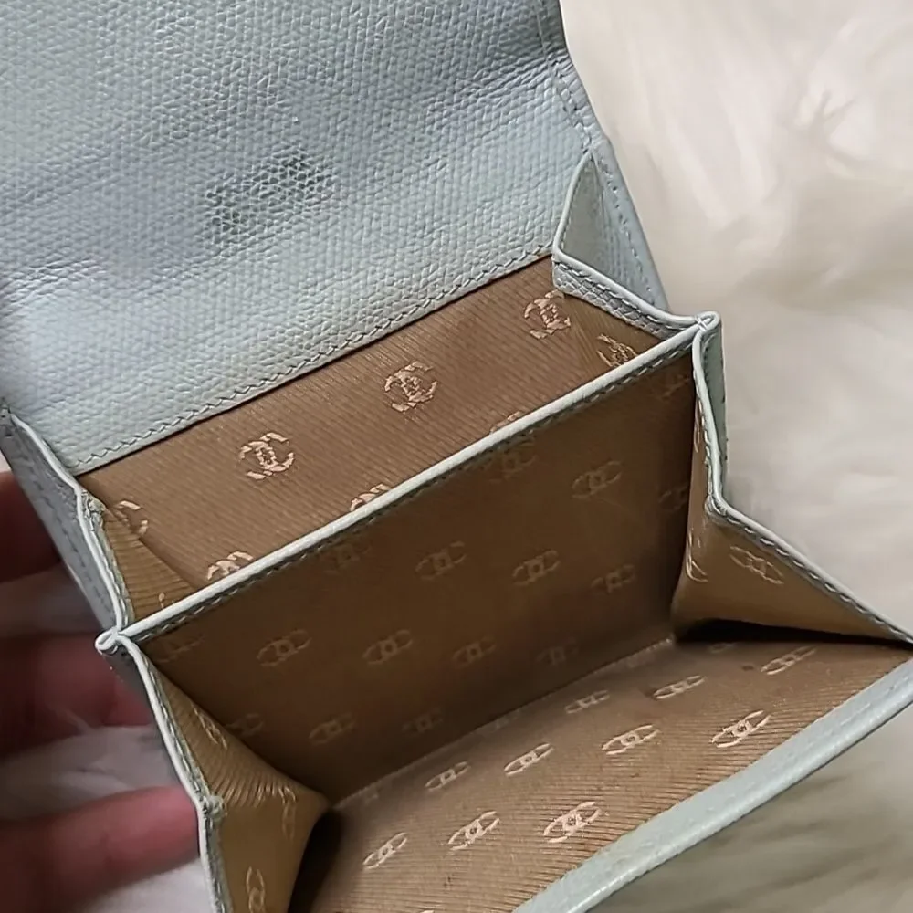 💯 Authentic Chanel Short Wallet 🍀